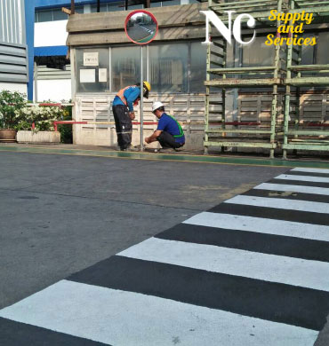 รับตีเส้นจราจร ตีเส้นในโรงงาน งานสัญลักษณ์จราจร